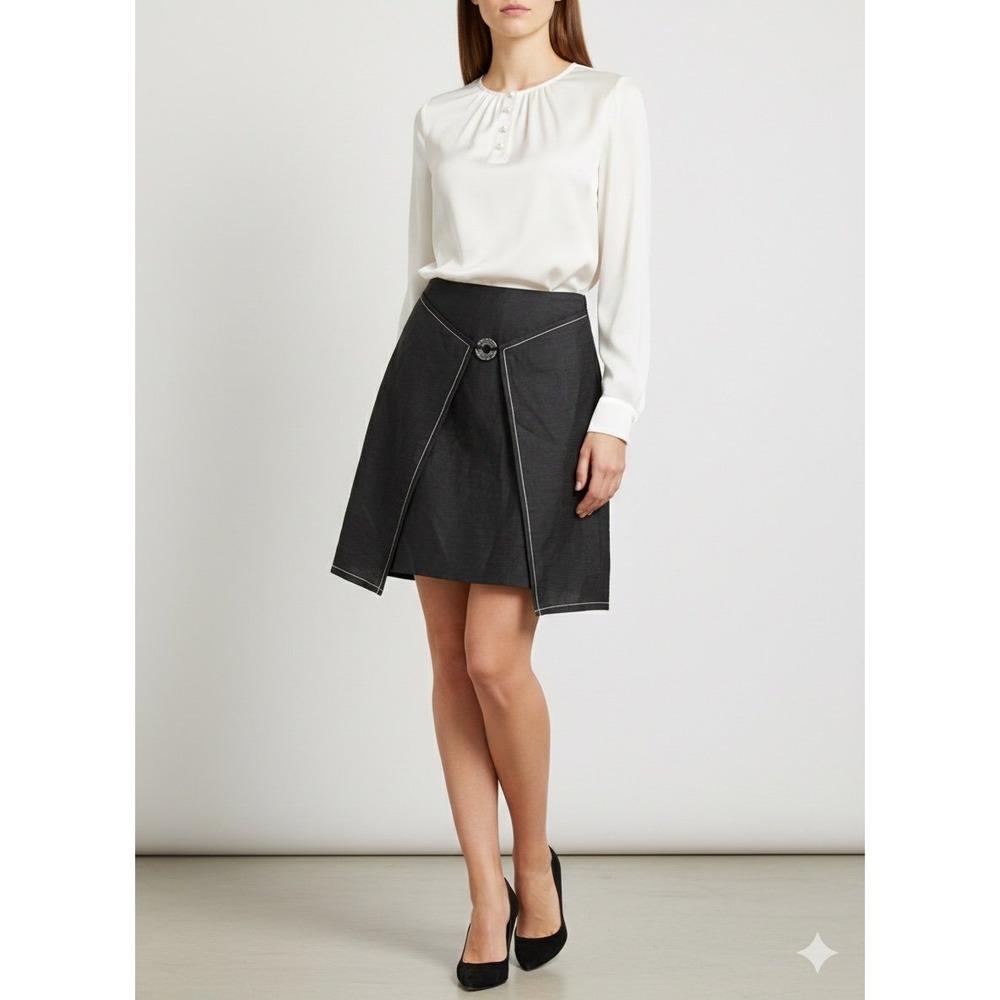 Valentino SpA vintage flax linen wrap skirt black front button‎